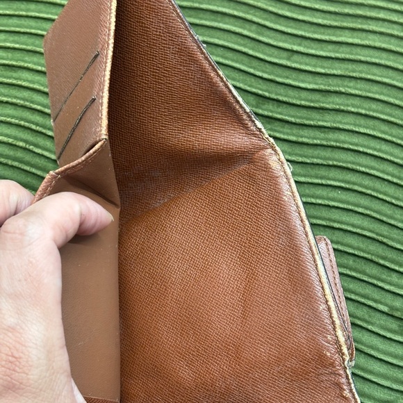 Authentic Vintage Louis Vuitton Wallet | Monogram Canvas | Pre-Loved 01215082#Y - Picture 4 of 12